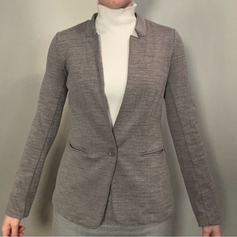 Banana Republic Gray Blazer.